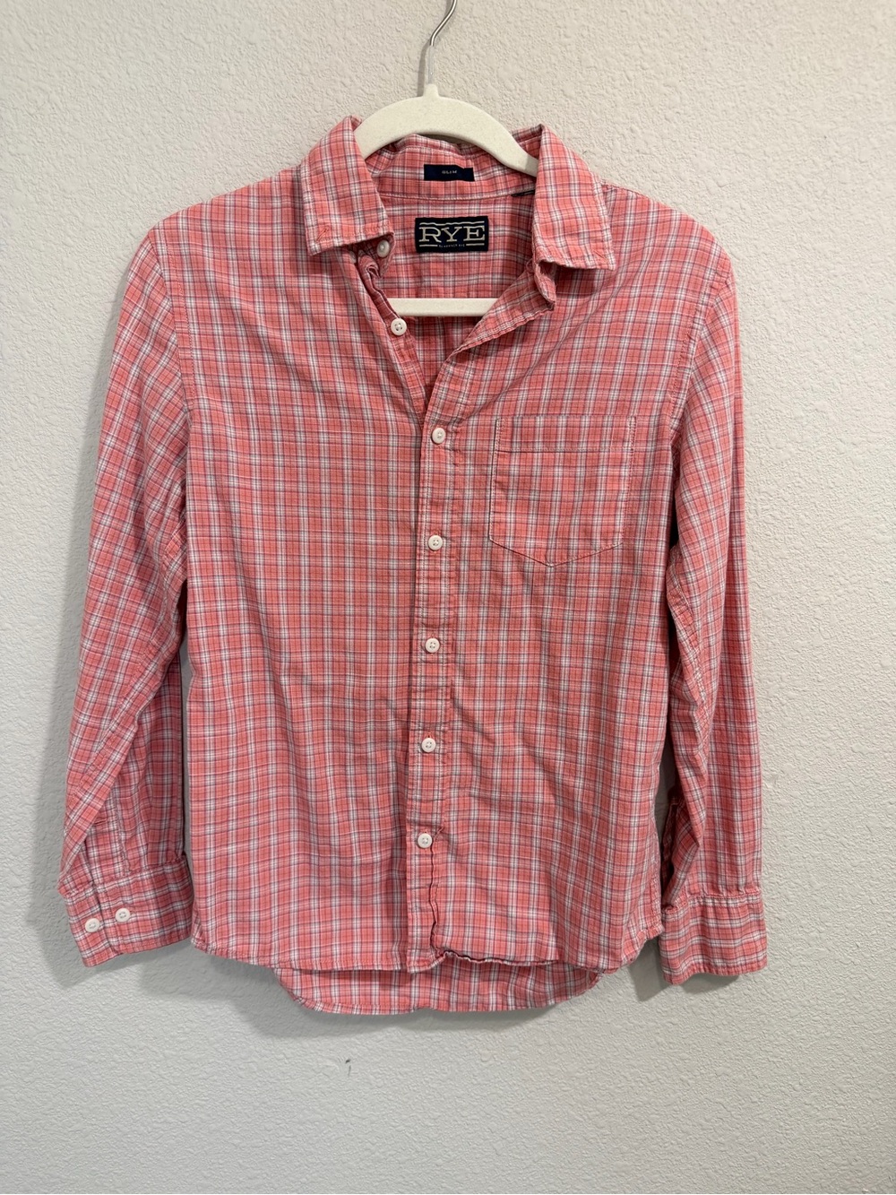 Hawker Rye Slim Fit Men's Coral Plaid Casual Button-Down Shirt